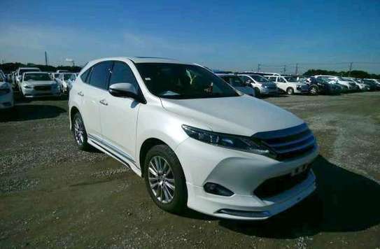 TOYOT HARRIER NEW IMPORT. image 8