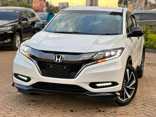 Honda Vazel Hybrid 2016 model new shape image 1