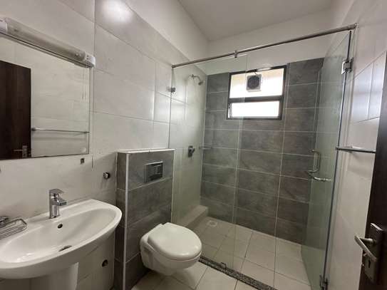 2 Bedroom apartment for rent in Kilimani image 11