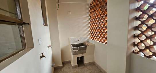 3 Bed Apartment in Kiambu Road image 41