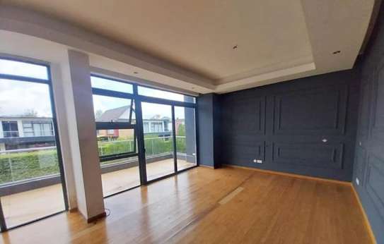 4 Bed Villa with En Suite at Garden Estate Road image 13