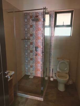 3 Bed Apartment with En Suite in Thindigua image 8