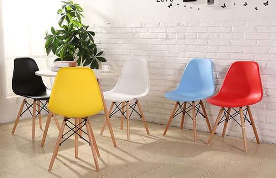 Super quality Simple and stylish  office chairs image 7