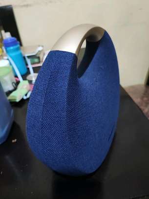 Harman Kardon onyx studio 6 Bluetooth speaker image 3