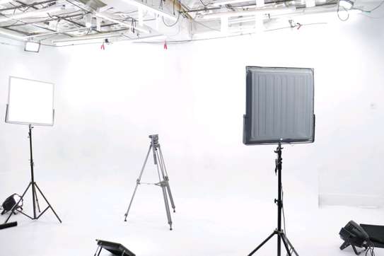 Studio video shooting space for hire image 4
