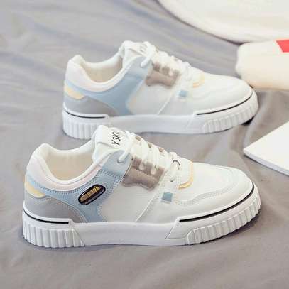 Fashion sneakers image 3