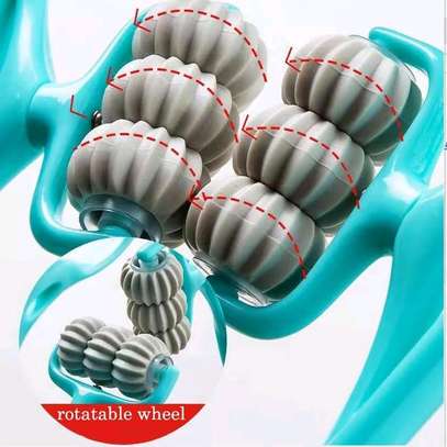 *6 balls massage roller image 1