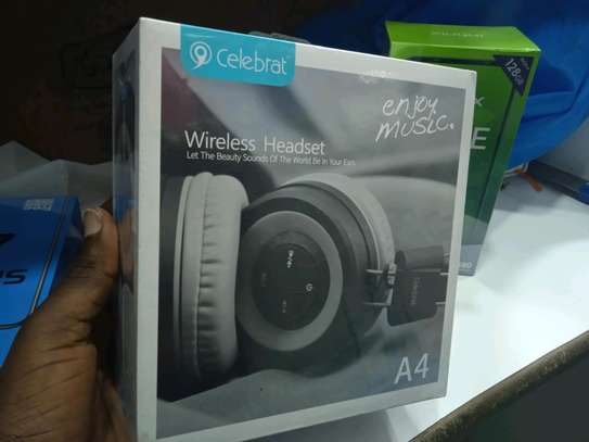 Celebrat Wireless Headphones(Genuine) in shop- Celebrat A4 +Delivery image 2