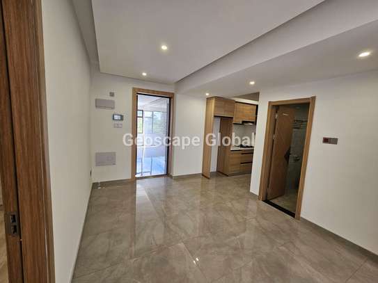 2 Bed Apartment with En Suite in Riverside image 14