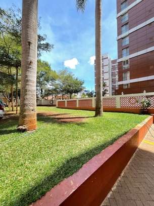 3 Bed Apartment with En Suite in Kileleshwa image 18