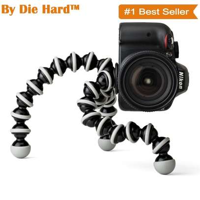 Octopus Mini Tripod Stand ( 6 Inch Height) for Mobile image 4
