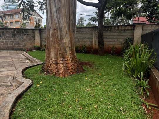 4 Bed Apartment with En Suite in Westlands Area image 13