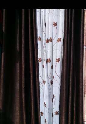Decorative CURTAINS AND SHEERS. image 2