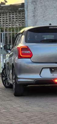 Suzuki swift Rs hybrid grey 2018 image 12
