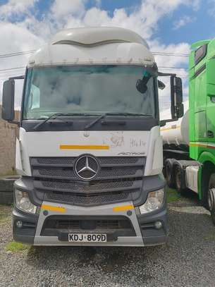 Mercedes Actros 2548 and Bhachu Tanker image 4