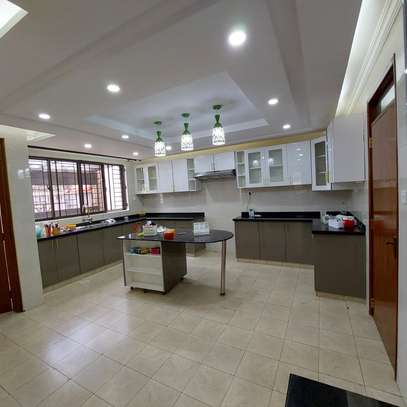 5 Bed Townhouse with En Suite at Off Gitanga Road image 4