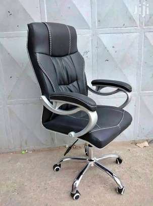 Modern executive leather office chair image 1