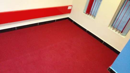 wall to wall carpet red 10mm image 1
