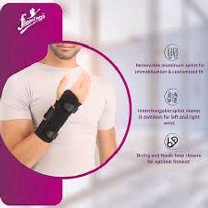 Wrist/ thumb abduction brace right left cheap near me image 2