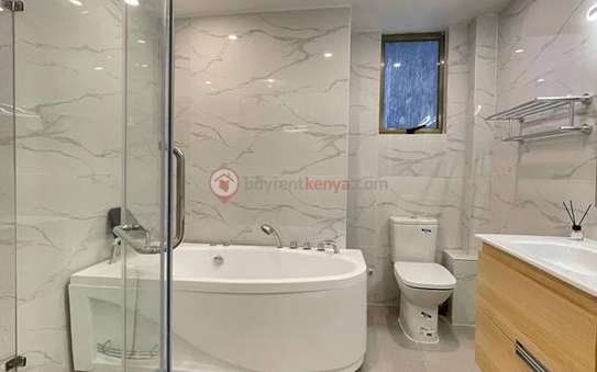 4 Bed Apartment with En Suite in Kileleshwa image 4