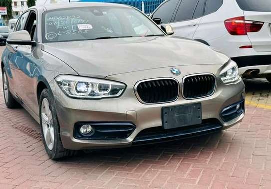 BMW 118i 2016 image 4