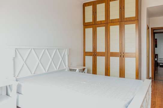 Serviced 2 Bed Apartment with En Suite in Ngong Road image 12