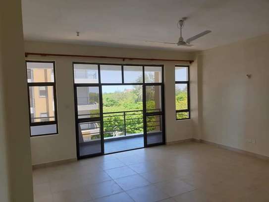 Serviced 4 Bed Apartment with En Suite in Nyali Area image 12