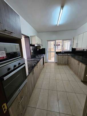 2 Bed Apartment with En Suite at Kilimani image 23
