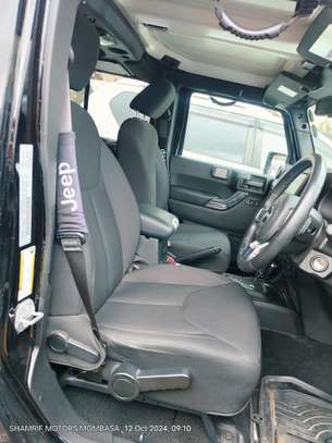 Jeep wrangler Sahara sport 2018 image 8