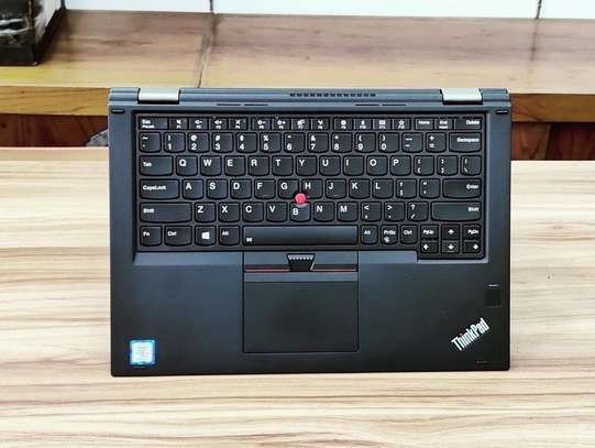 Lenovo X1 Yoga image 3