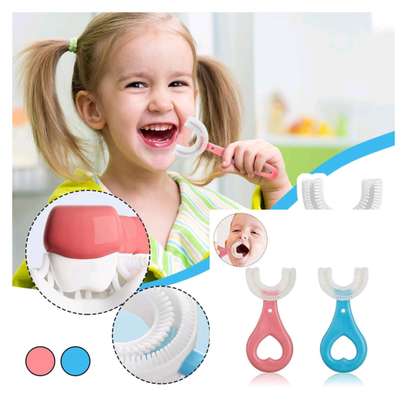 Kids U-shaped toothbrush silicone bristles image 1
