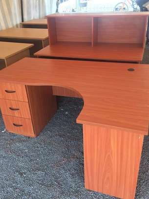 unique and strong standard l shape office desks image 1
