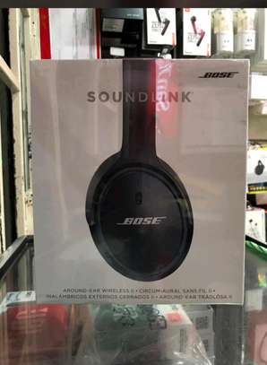 SoundLink® around-ear wireless headphones II image 1