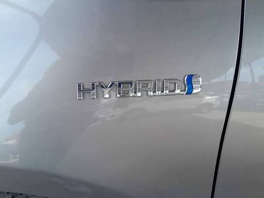 TOYOTA VITZ 2018 HYBRID image 1