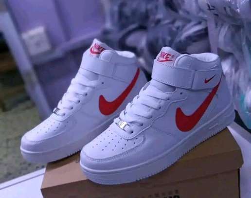 Red and white air deals force ones high tops