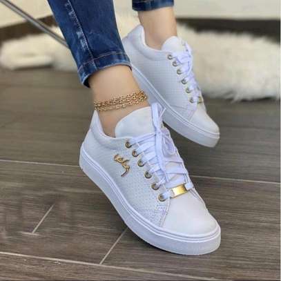 Classy fashion sneakers image 2