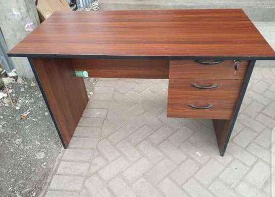 Super executive and quality office desks image 11