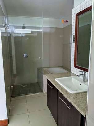 3 Bed Apartment with En Suite in Westlands Area image 9