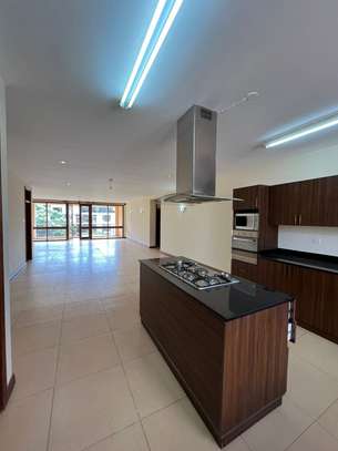 3 Bed Apartment with En Suite at Riverside Drive image 27