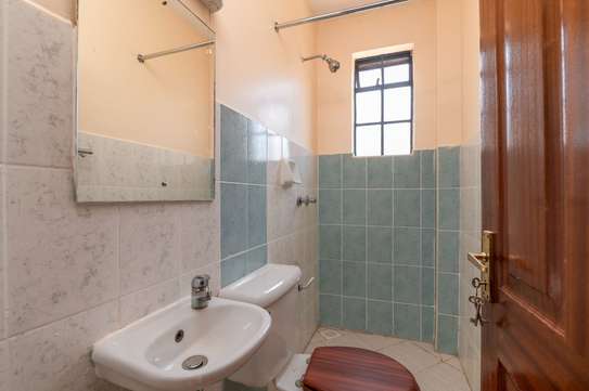 4 Bed Townhouse with En Suite in Thika image 11