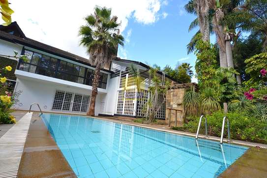 5 Bed House with En Suite at Lower Kabete Rd image 1