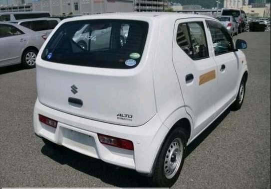 Suzuki Alto 2016 model image 2