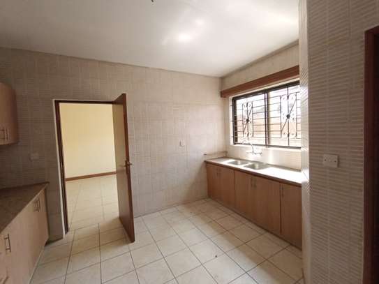 3 bedroom apartment for rent in Rhapta Road image 7