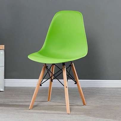 Plastic chairs: Green plastic eames dine chair image 3