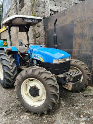 New Holland Tt75 tractor image 3
