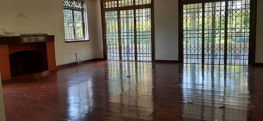 5 Bed Townhouse with En Suite in Lower Kabete image 12