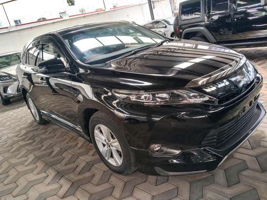 Toyota harrier premium grade on sale image 3