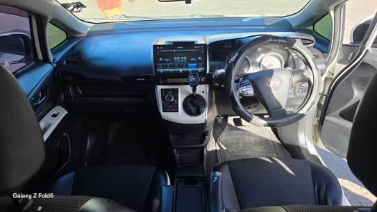 Subaru Forester EBoxer Sunroof image 3