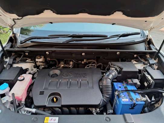 Toyota harrier premium package image 7