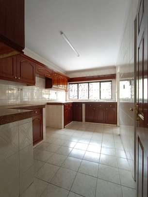 4 Bed Apartment with En Suite at Riverside Drive image 15